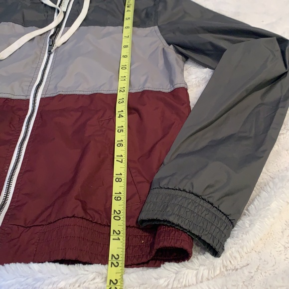 Zine windbreaker size medium - Picture 5 of 8